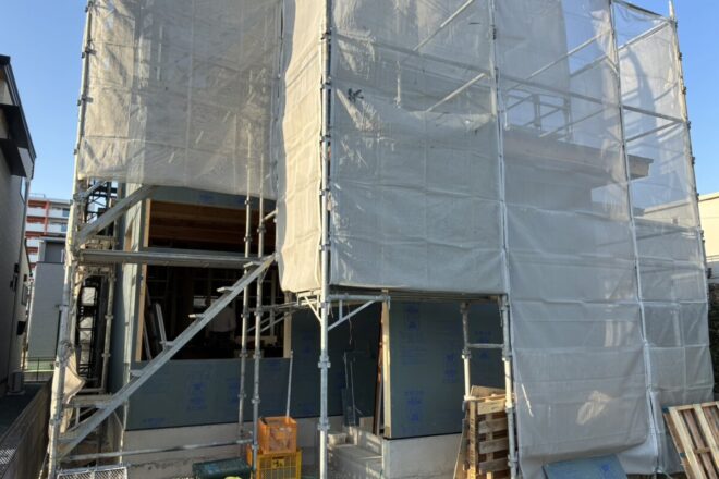 中央区　Ｈ様邸　木工事の仕上げに入ります