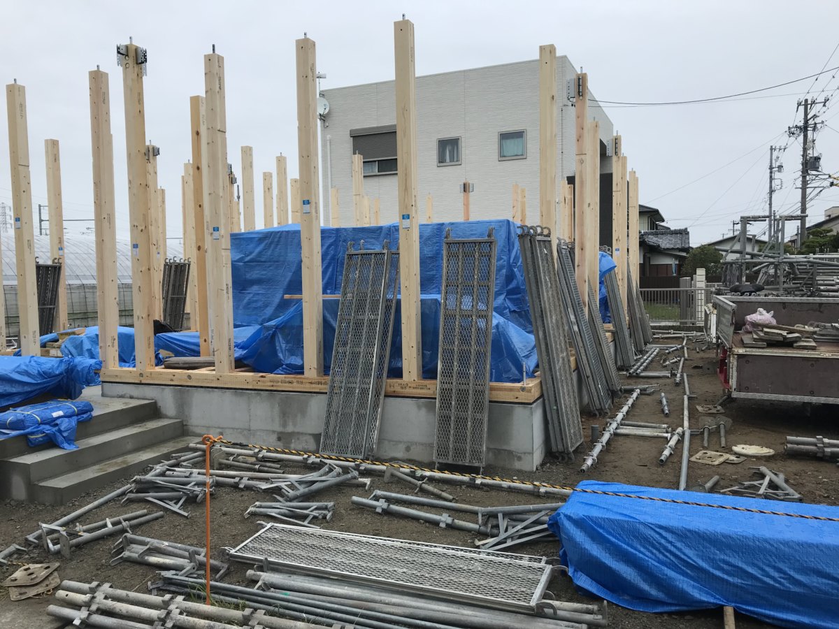 梅雨時の上棟って木が濡れても大丈夫なんですか？