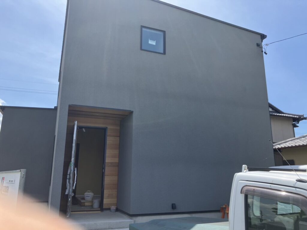 中央区雄踏町 Ｋ様邸　足場が取れました